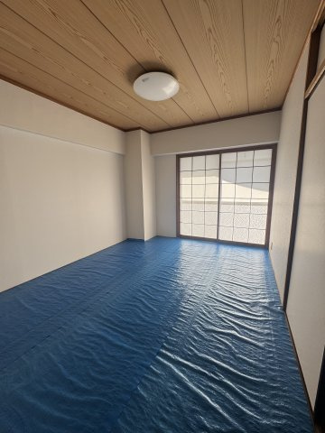 グリーンパーク吉田　605号室の和室