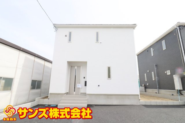 岩瀬郡鏡石町境　　　１号棟　　　鏡石第１小学校、鏡石中学区の外観|西側から見た外観
