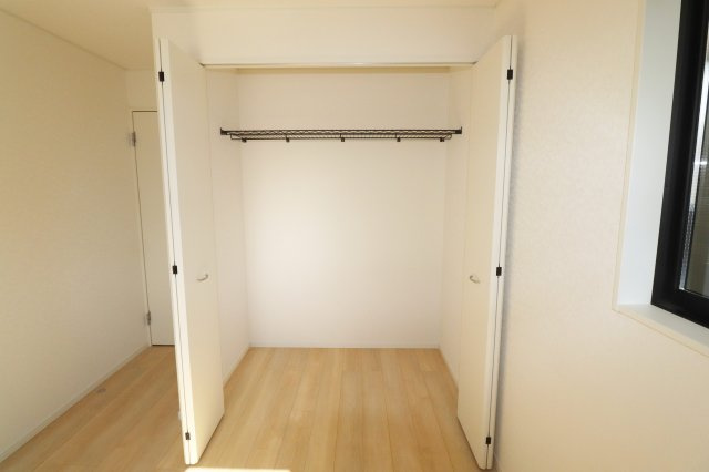 岩瀬郡鏡石町境　　　１号棟　　　鏡石第１小学校、鏡石中学区の収納|※同社施工例