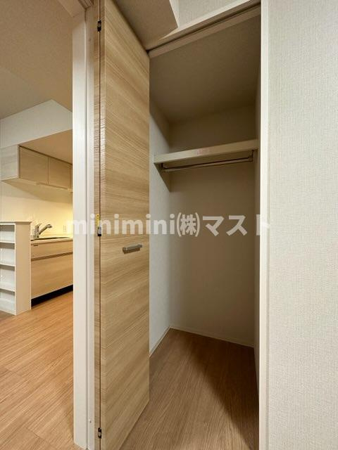 大阪市中央区北久宝寺町４丁目の賃貸マンションの収納