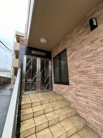 エクセルいづみのエントランス