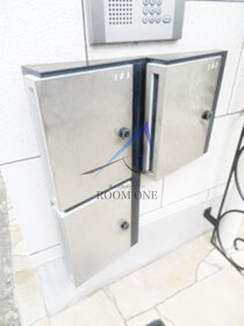 Ｍｉｍｏｓａ　Ｈｏｕｓｅ　Ｊｉｙｕｇａｏｋａのその他共用部分|集合ポストです。