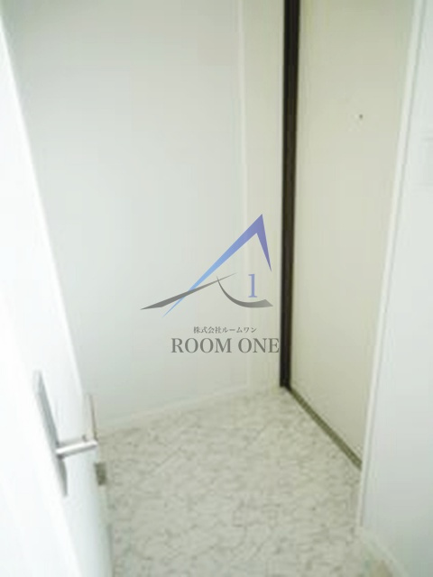 Ｍｉｍｏｓａ　Ｈｏｕｓｅ　Ｊｉｙｕｇａｏｋａの玄関|玄関です。