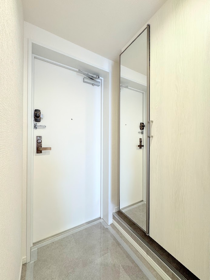 東戸塚パークホームズ弐番館の玄関|◆リフォーム済ですのですぐにお住まいただけます。