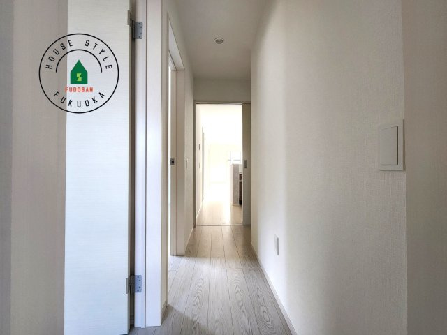 筑紫野市大字阿志岐第3-3棟（1号棟）の内観：施工例|平屋はワンフロアしかないため、部屋と部屋の距離が近くなります。 生活音の緩衝材として廊下を活用するのがおすすめです。