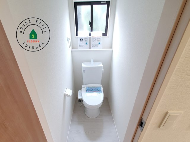 筑紫野市大字阿志岐第3-3棟（2号棟）の内観：施工例|温水洗浄便座を完備しております。