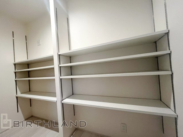 新築戸建・新築建売　福島市野田町谷地第3　森合小・清水中の収納|大容量収納のパントリー！キッチン収納やランドリー収納としても使いやすい配置です！
