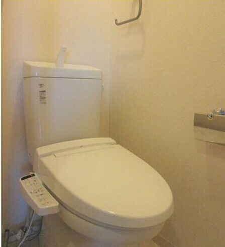 中野区若宮１丁目の賃貸マンションのトイレ