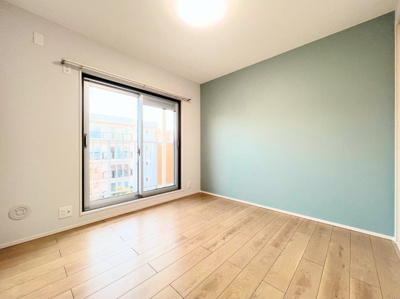 【洋室】 | すすき野第2団地第2住宅3－6号棟 | ◆気持ちの良い風が室内へ入り込む居室。家具を配置しても広々ご利用いただけます！！