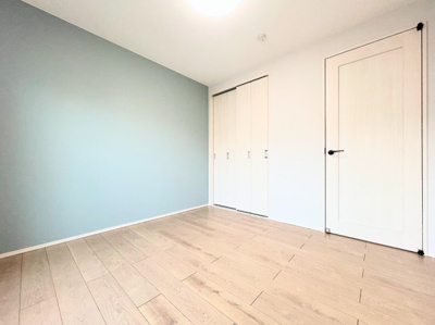 【洋室】 | すすき野第2団地第2住宅3－6号棟 | ◆子どものスタディ空間として、あるいは書斎やホビールームとして生活スタイルに合わせて使えるプライベートルーム。居心地のいい落ち着いたインテリアが似合います。