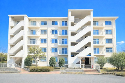 【外観】 | すすき野第2団地第2住宅3－6号棟 | ◆管理体制良好なマンションです。清潔感のあるエントランスに開放感のある住環境。