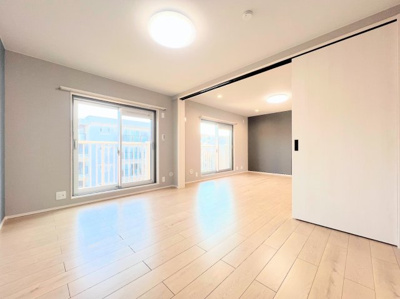 【居間・リビング】 | すすき野第2団地第2住宅3－6号棟 | ◆リビングは一日中太陽の光が射し込みます。家族が集まる空間は、自然と笑顔が溢れます！