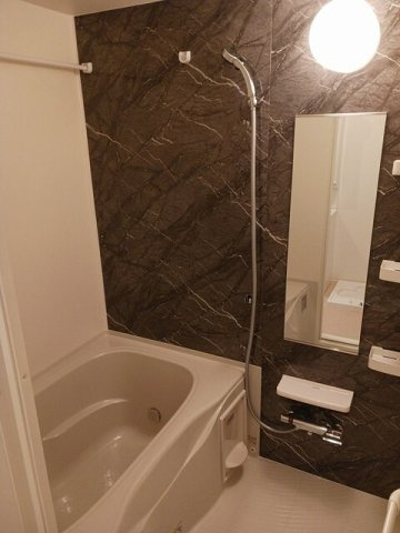 パーシモンⅡの浴室|お風呂です