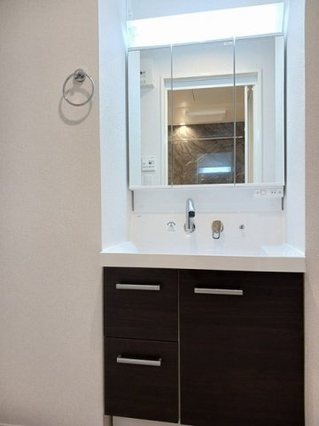 アリエッタ　半田　Ｂの洗面所|脱衣スペースもあります