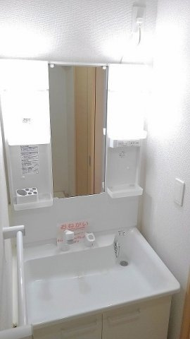 カーサ　ファヴォーレ　Ⅰの洗面所|使いやすい洗面所です