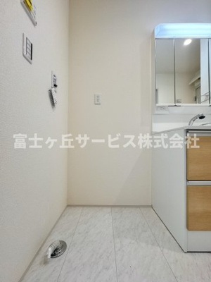 【ランドリースペース】 | 焼津市高新田 2期 新築一戸建て 1号棟 | 洗濯機置き場です