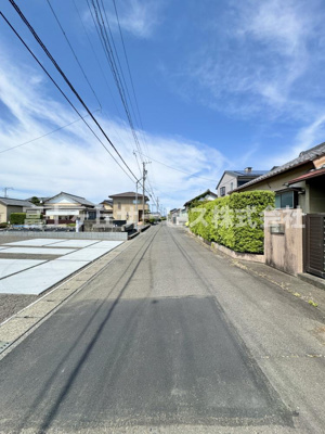 【前面道路含む現地写真】 | 焼津市高新田 2期 新築一戸建て 1号棟 | 前面道路含む現地写真です