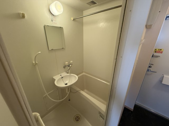 レジデンスローズの浴室