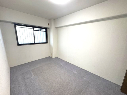 コスモヒルズ新家弐番館の洋室|沢山のお問合せ心よりお待ちしております