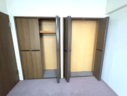 コスモヒルズ新家弐番館の収納|各居室には収納を完備しております