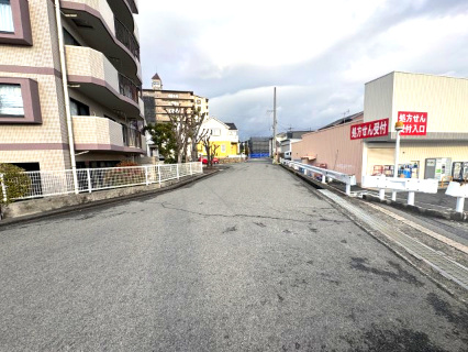 コスモヒルズ新家弐番館の周辺