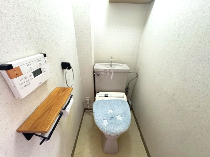 コスモヒルズ新家弐番館のトイレ