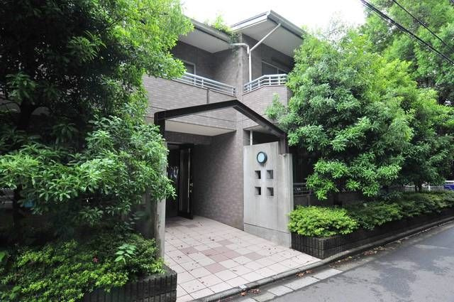 エスペランサ武蔵野のエントランス