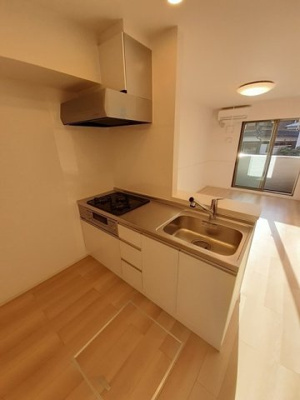 【キッチン】 | ザ・コンフォートⅢ