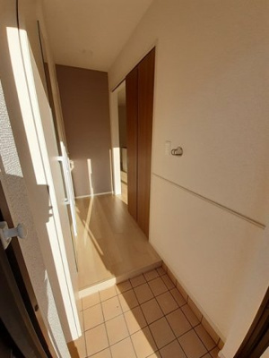 【玄関】 | ザ・コンフォートⅢ