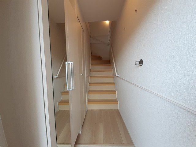 【玄関】 | ミ・リブロ堅田