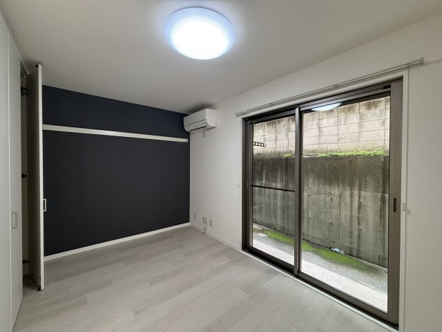 クレスト中馬込の居間・リビング|【家具配置はイメージで、設備ではございません】※工事前のお写真です