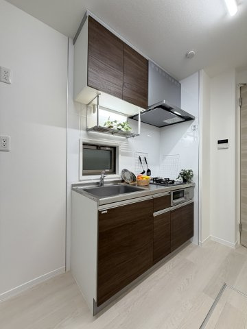 クレスト中馬込のキッチン|【家具配置はイメージで、設備ではございません】