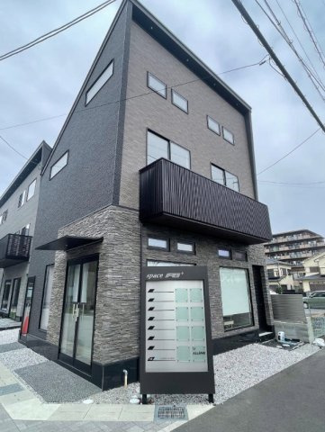 草津市若竹町の店舗一部の外観