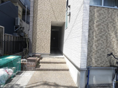 【エントランス】 | メゾンラフィネ