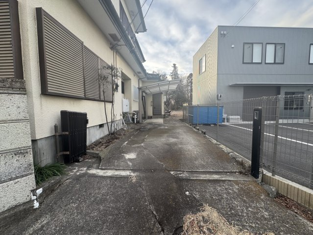 【風情あるお庭付き】綺麗で使い勝手のいいおうちで新生活♪宇都宮市陽南の中古戸建の駐車場|駐車場の用意があります