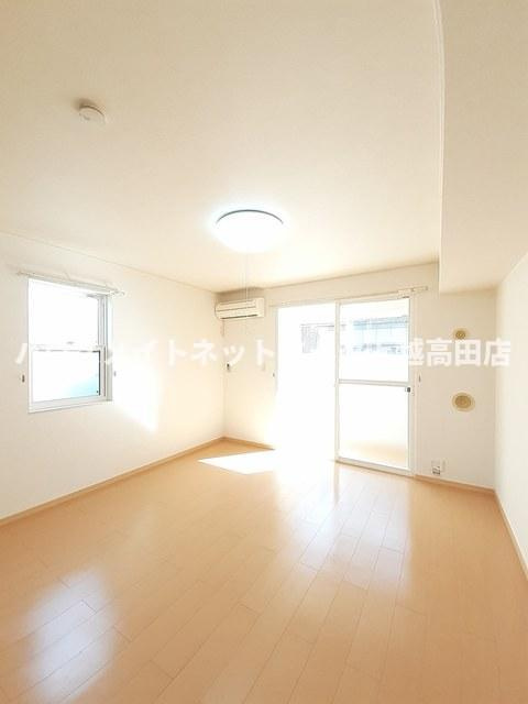 リバーサイド・カルムの居間・リビング|洋室