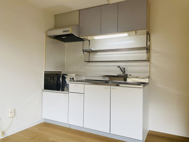 長屋マンションのキッチン