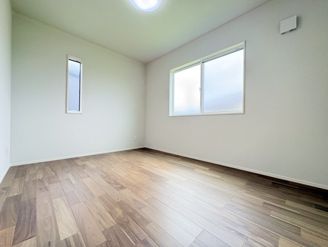 瑞穂市 穂積（穂積駅） 2階建 ５ＬＤＫの洋室|２階洋室
