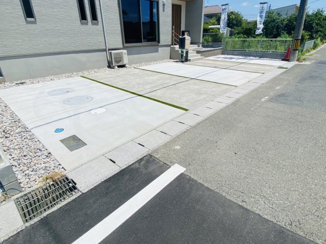 瑞穂市 穂積（穂積駅） 2階建 ５ＬＤＫのその他|駐車場（4台分駐車可能）