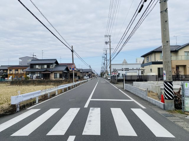 瑞穂市 穂積（穂積駅） 2階建 ５ＬＤＫの周辺|敷地西側道路