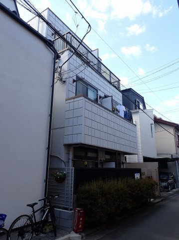 コーポヤマ千石の外観
