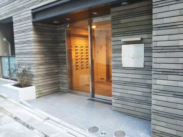 レジディア御茶ノ水プレイスのエントランス