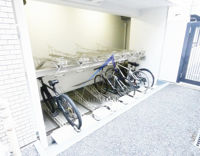 ユーコート中野のその他共用部分|駐輪場です。