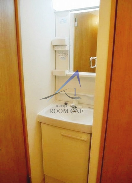 ユーコート中野の洗面所|洗面台です。