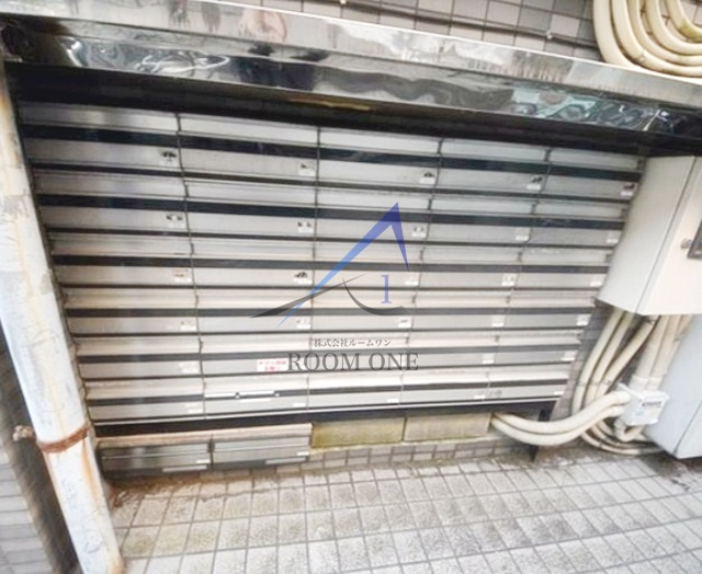 ＡＶＩＯＮのその他共用部分|集合ポストです。