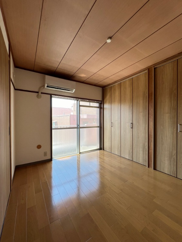 第2スカイハイツ日吉の居間・リビング