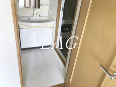 【洗面所】 | パレステュディオ笹塚 | 洗面台です。