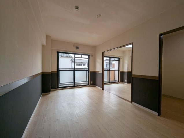 マンションエルミナールの居間・リビング