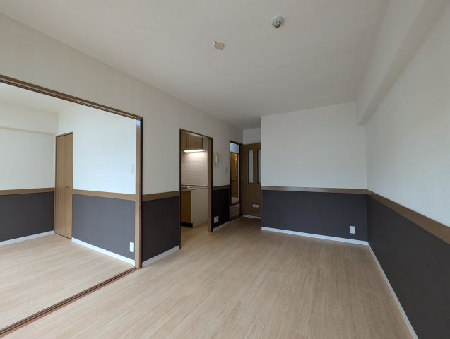 マンションエルミナールの居間・リビング