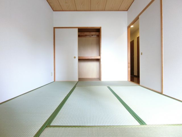 コンプリチェＫＡＴＡＹＡＭＡの和室